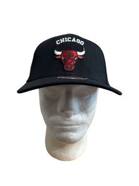 Mitchell & Ness Chicago Bulls Black Hat with Red & White Logo
